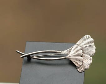 Vintage silver ginkgo brooch, leaf pin, botanical jewelry, nature inspired, mothers day gift, present for her, elven jewellery, fairy elvish