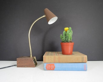 Vintage Tensor Desk Lamp // Small Petite Mid Century Mod Brown Faux Wood Metal Gooseneck Task Lamp Industrial Lighting Office Decor 1970's
