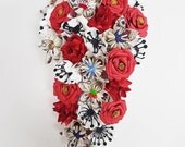 Alternative bouquet wedding flowers paper origami teardrop cascade waterfall tattoo anchor swallow rockabilly 50s vintage ivory theme bride