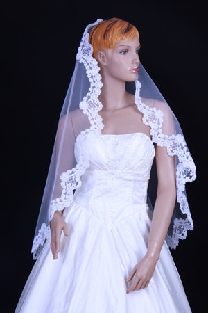 Voile chapelle style mantille 2