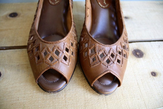 oh, hello friend: you are loved.: keyword / vintage shoes, $10 and under: