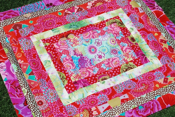 Fleece Blanket with Sleeves - Sewing Machines and Sewing Projects