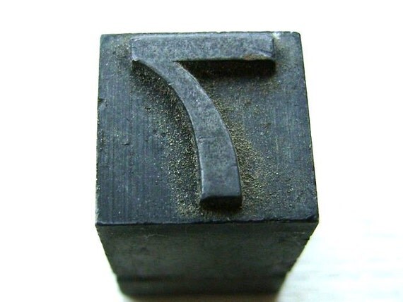 Vintage Japanese Typewriter Key Stamp 7 Seven by vintagefromjapan