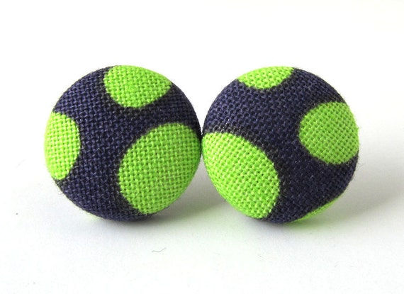 Button earrings studs dark purple green funky von KooKooCraft