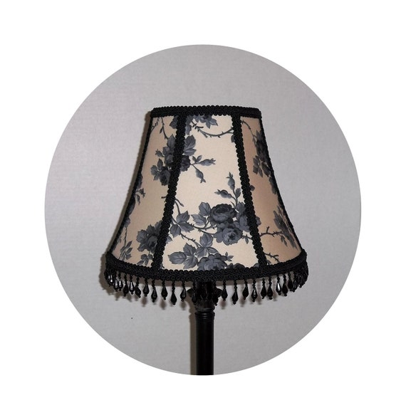 Black Roses on Cream fabric  Lamp Shade von ToileChicBoutique