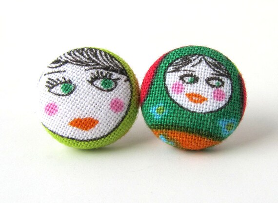 Matryoshka stud earrings babushka green white von KooKooCraft