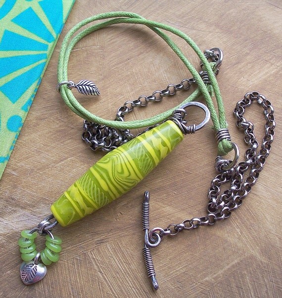 Pendant Lime Sterling Silver Fiesta Glass Yellow von lunedesigns